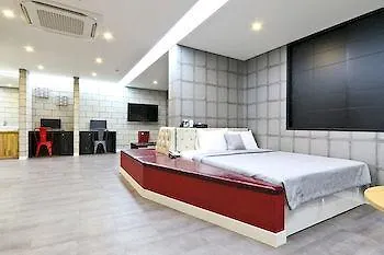 Hotel Home Busan 3*,