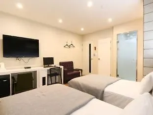 Hotel Home بوسان